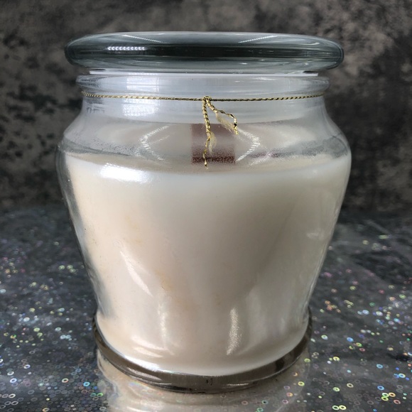 ✨  Toasted Marshmallow ✨ 12oz Scented Candle from Pier 1 Imports Discontinued - Picture 5 of 14